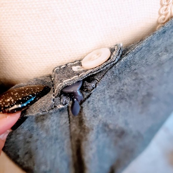 NWOT TOMMY BAHAMA Wisp Skirt, Blue Denim Chambray 100% Cotton Ruffled Hem, 6 - Picture 6 of 12